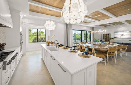 Bay Esplanade House | New-Endless Amenities-Unmatched Rooftop & Views