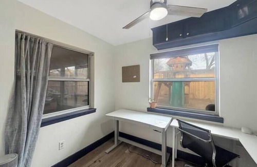 Raintree House | New English charmer-4bdr/8bed