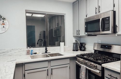 North Highlands House | NEW Entire beautiful 2 bedroom house