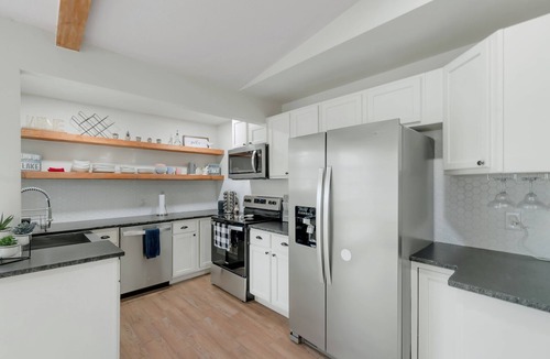 Carolyn Estates Cottage | New! Entire beautiful lake house on a quiet cove