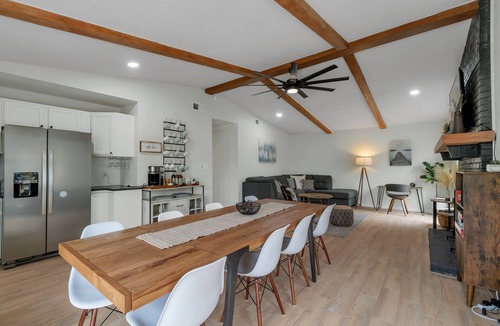 Carolyn Estates Cottage | New! Entire beautiful lake house on a quiet cove