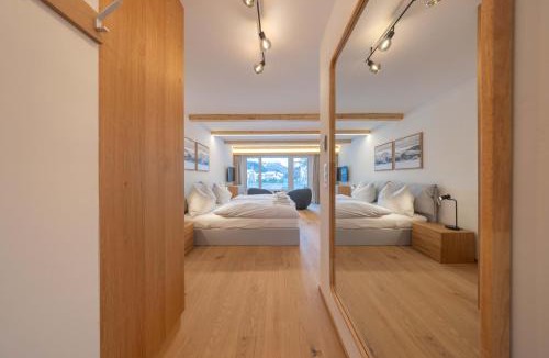 Champfer Apartment | New Exclusive Studio with eFireplace, Pool & Sauna