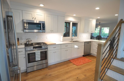 West Tisbury House | NEW & FABULOUS! WALK TO LAMBERT’S COVE BEACH