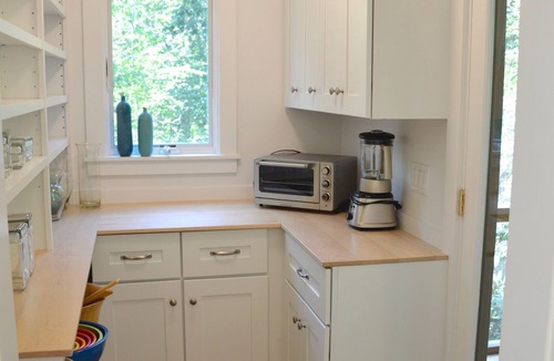 West Tisbury House | NEW & FABULOUS! WALK TO LAMBERT’S COVE BEACH