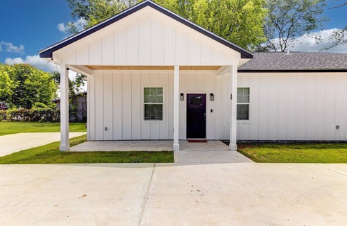 Cleveland House | New, Family Friendly, Centrally located Duplex