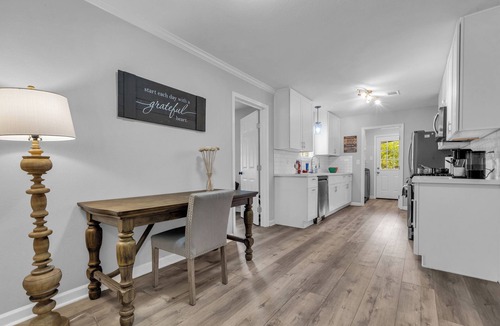Sugar Land House | New -Family Friendly w/POOL, Pool Table, 15 min to Galleria - Pet friendly