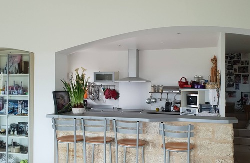 Aigues-Mortes Villa | New: Family home in a relaxing setting surrounded by vineyards