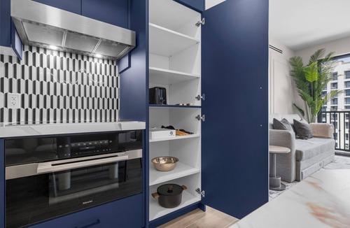 Industrial Section Hotel | New Family Suite at Hotel by Merrick Park with Rooftop Pool