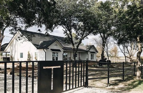 Lorena Other | New farmhouse just minutes from the Silo District and Downtown Waco