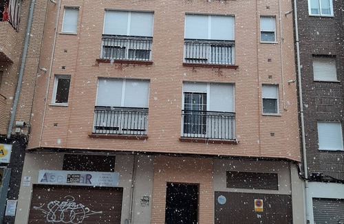 Albacete Condo | NEW FLOOR AREA FAIR AND GARAGE.
