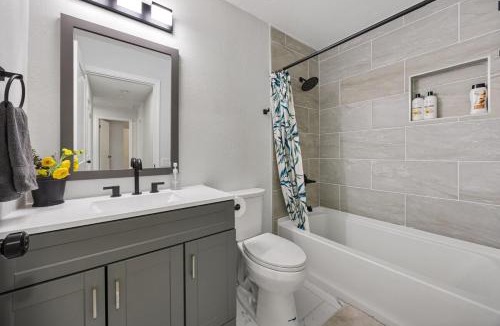 Flower Mound House | New! Flower Mound Home with Pool and Firepit