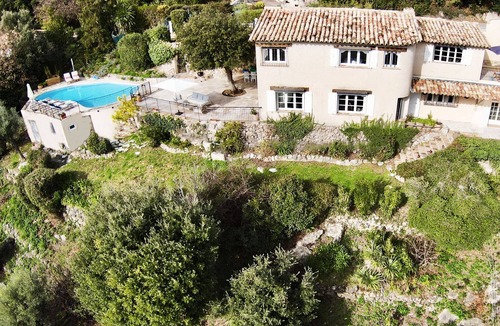 Tourrettes-sur-Loup House | NEW for 2026 Stunning House & Swimming Pool with Exceptional Sea View