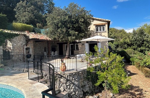 Tourrettes-sur-Loup House | NEW for 2026 Stunning House & Swimming Pool with Exceptional Sea View