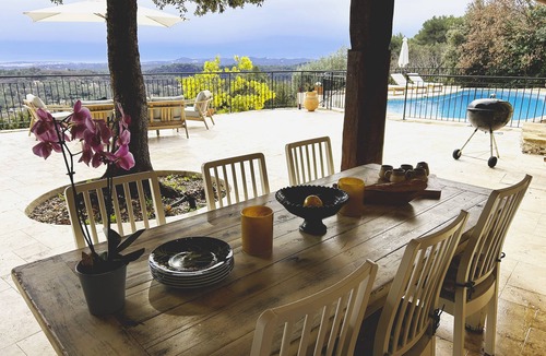 Tourrettes-sur-Loup House | NEW for 2026 Stunning House & Swimming Pool with Exceptional Sea View