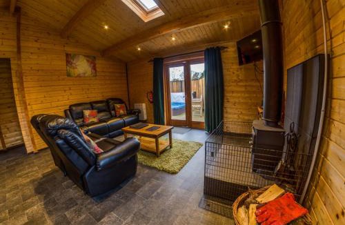 Wimborne Saint Giles Cabin | New Forest Lodges