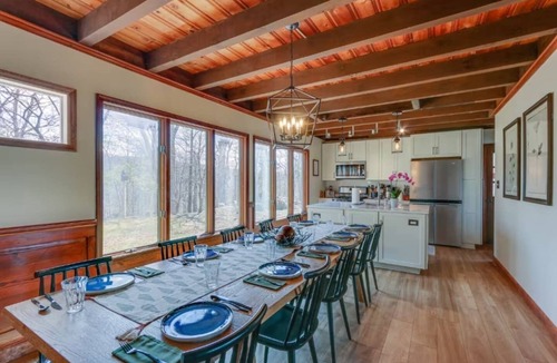 Front Royal Cabin | New - Front Royal Hilltop Cabin w/Panoramic Views!