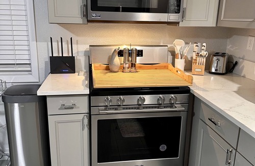 Benbow House | New, Fun-Size Benbow House!