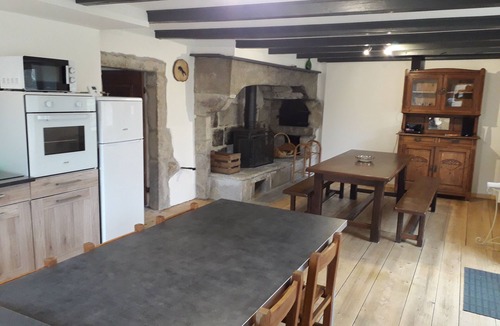 Essertines-en-Chatelneuf House | New Gîte le Moulin