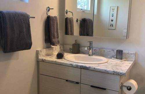 Durango House | NEW Galaxyland Modern Guest House in Durango