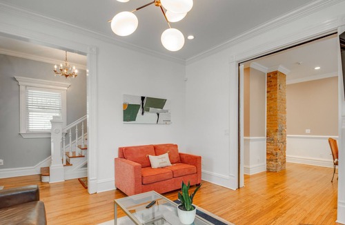 Chattanooga House | NEW! Gorgeous Victorian Home - Family Oasis Fenced Yard - Pets Allowed! Hot Tub!