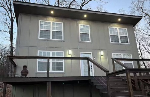 Afton House | NEW Grand Lake Monkey Island, Deck, Hot tub, FirePit 2 Blocks FrPublic Boat Ramp