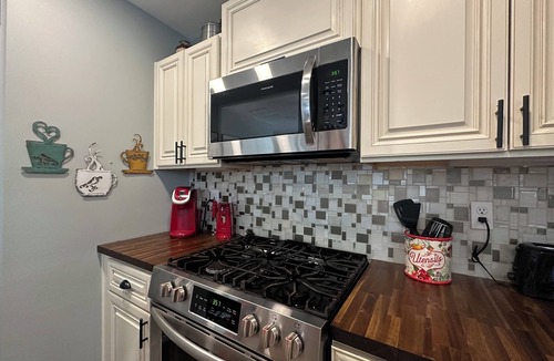 Esom Hill House | New guest house w/awesome view, across from Ladiga bike trail, close to ATV park
