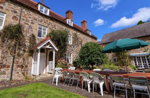 Acrefair House | New Hall