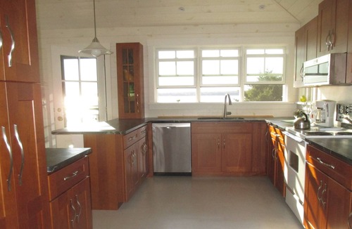 Pemaquid Point House | New Harbor/Pemaquid Point Oceanfront Cottage