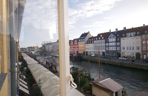 Nyhavn - Amalienborg Apartment | New Harbour/Carolina's Apartments/2 BR