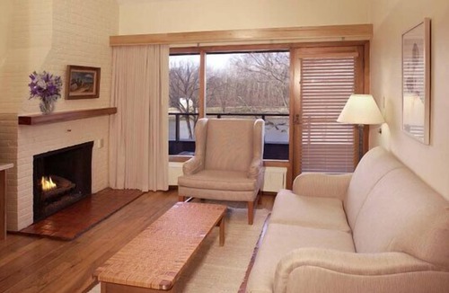 New Harmony Hotel | New Harmony Inn Resort and Conference Center