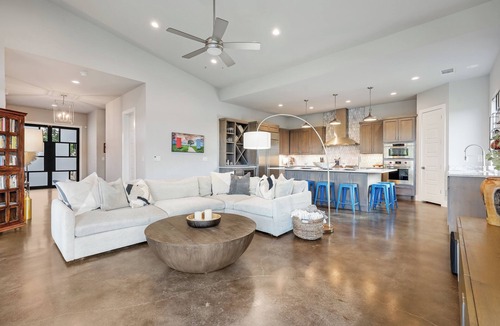 Lago Vista House | NEW! Hilltop Luxury and Outdoor Living w/VIEWS!