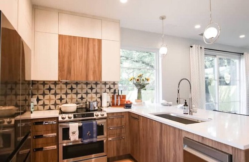 South Congress House | NEW Hip & Stylish House 30 steps from South Congressn