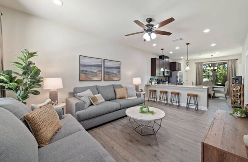 Point Venture Villa | New `Hogan Haven` Golf Course! Lake! Pool! Gym!
