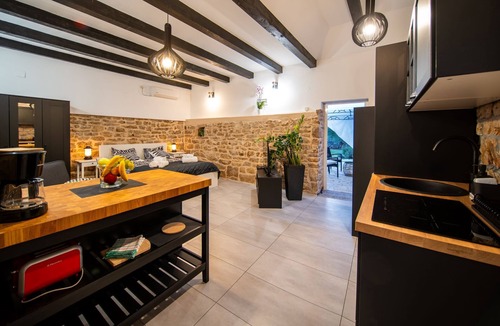 Oklaj House | NEW! Holiday home Maša with heated pool- near NP Krka
