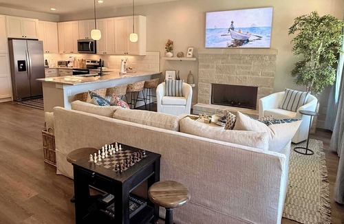 Granite Shoals House | New Home: Enjoy Lake Views From Every Bedroom