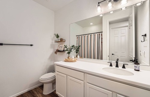 Aurora House | New home near DIA!