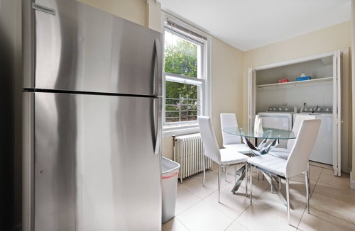 Jersey City House | NEW! Home near NYC. Pool Table, BBQ, Backyard