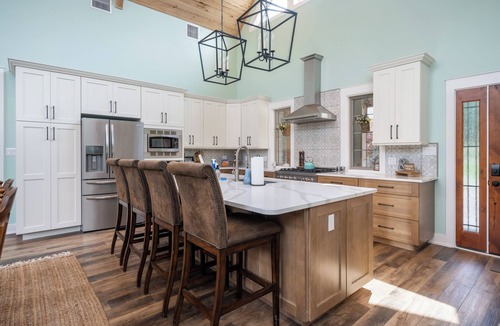 Cherokee Village House | New Home - Thunderbird Lakefront - Covered Deck