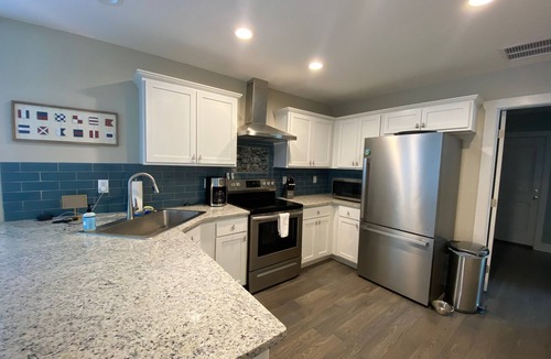 Fernandina Beach House | New home walking distance to downtown Fernandina & 8 minute drive to the Beach!