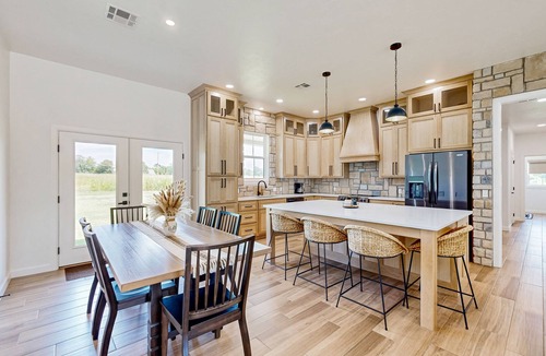 Hoyt House | New Home with Modern Amenities, Nearby Attractions, & Comfortable Accommodations