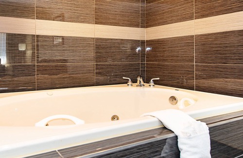 New Hope Hotel | New Hope Inn & Suites