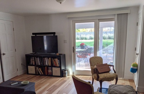 New Hope Apartment | New Hope Studio with Fireplace