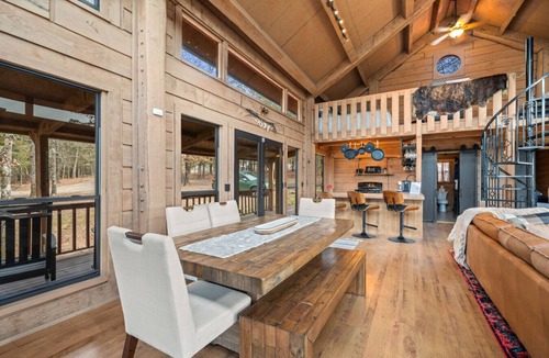 Centerville Cabin | New Hot Tub! Jude`s Peak on Big Piney Creak