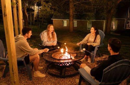 Fayetteville House | New! Hot Tub, Sauna, Arcade, cozy cottage - walk to everything! Great location!