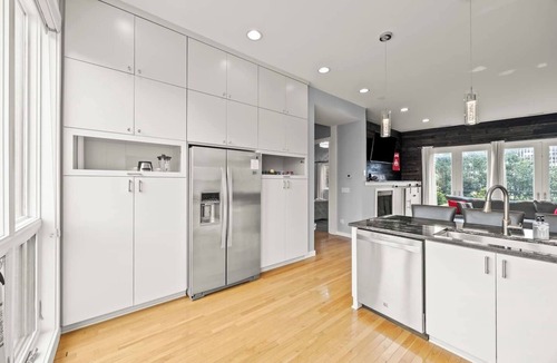 Italian Village House | *NEW* HotTub+Rooftop Deck | Steps to Short North