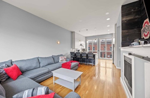 Italian Village House | *NEW* HotTub+Rooftop Deck | Steps to Short North