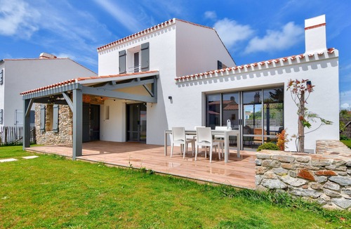 Noirmoutier-en-l'Ile House | New house- 6 adults & 4 children - 350m beach