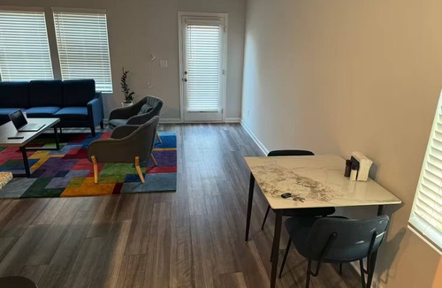 Adairsville House | New House Quiet and Modern