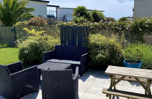 Le Relecq-Kerhuon House | New house with swimming pool