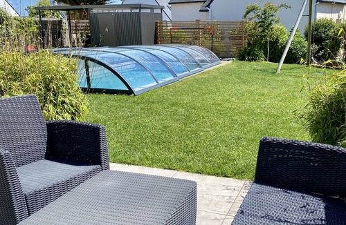 Le Relecq-Kerhuon House | New house with swimming pool